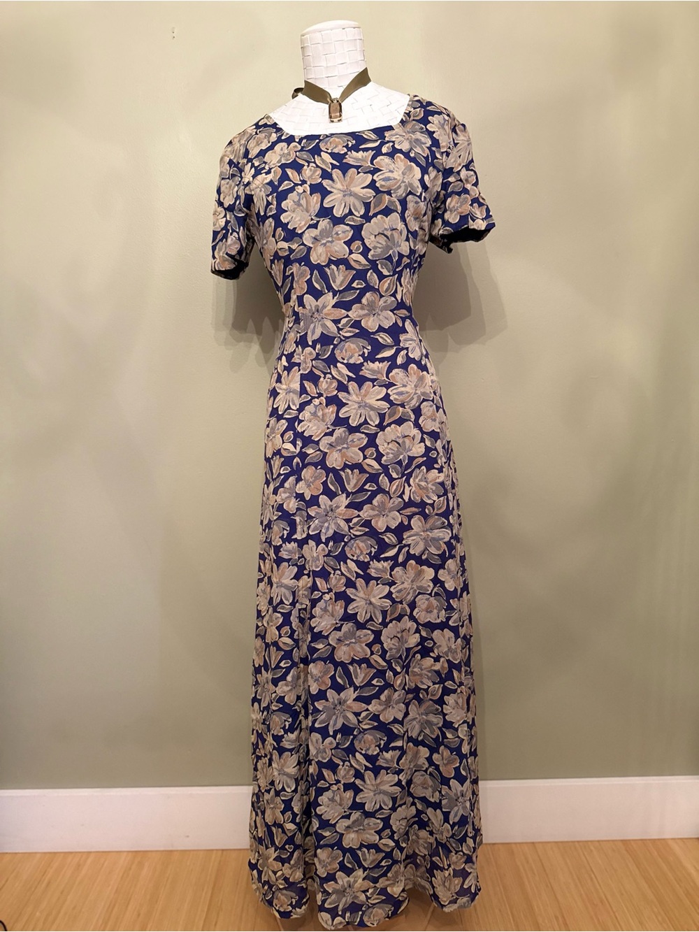 Vintage Laura Ashley Floral Maxi Dress | Made in UK | Size US 8 / UK 12